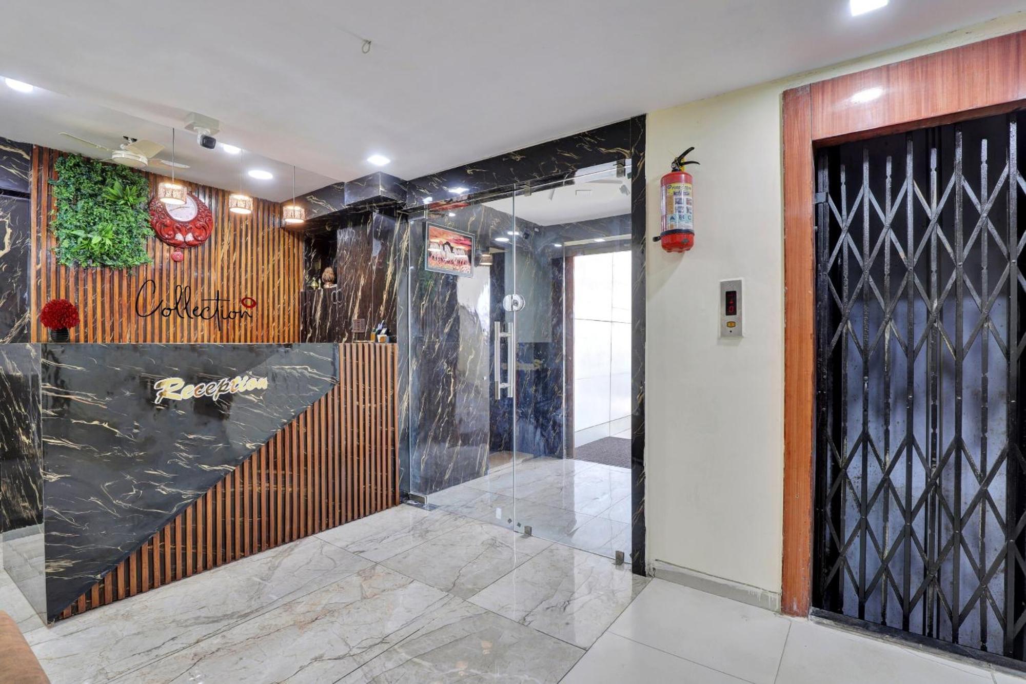 Hotel O Neelkamal Ahmedabad Exteriör bild